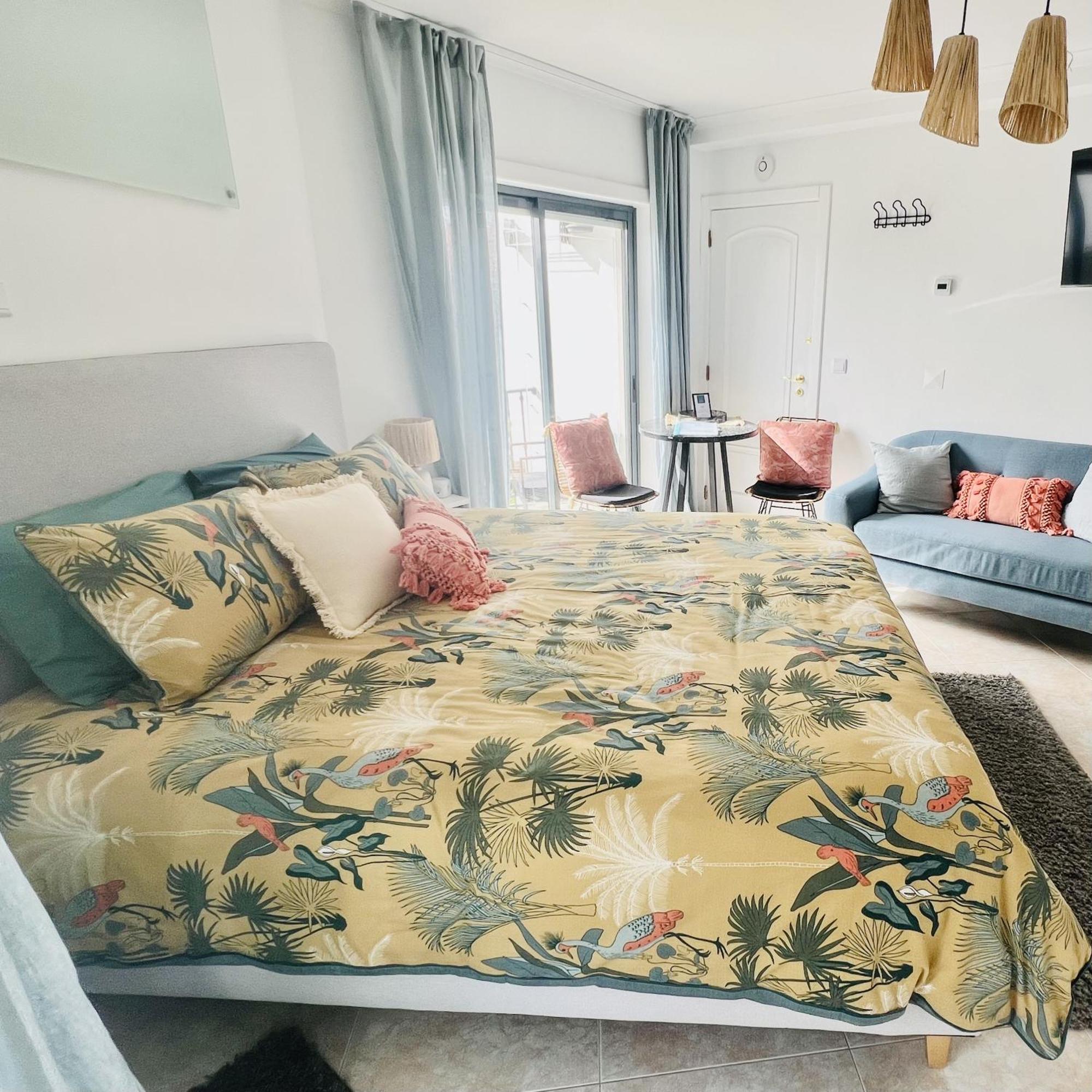 Nazare Oasis Suites Esterno foto