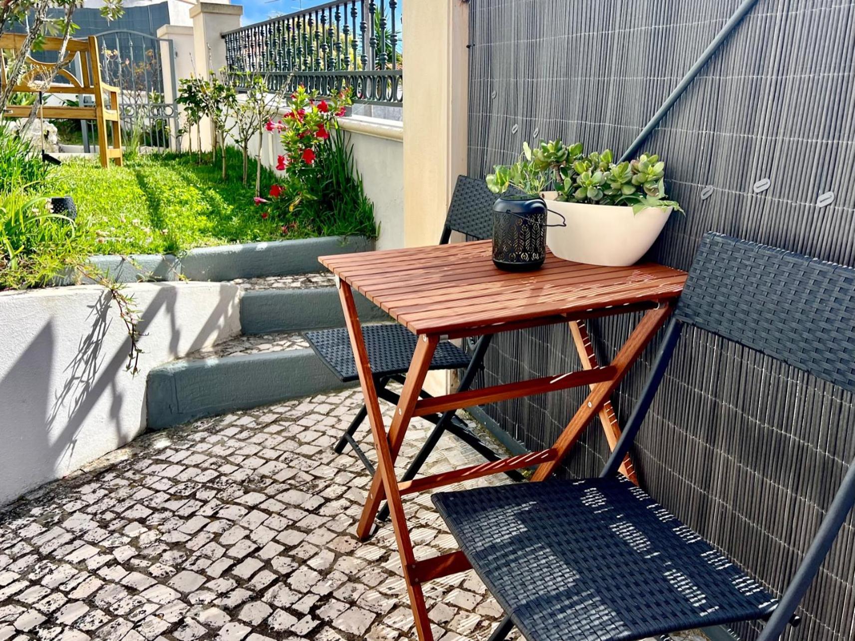 Nazare Oasis Suites Esterno foto